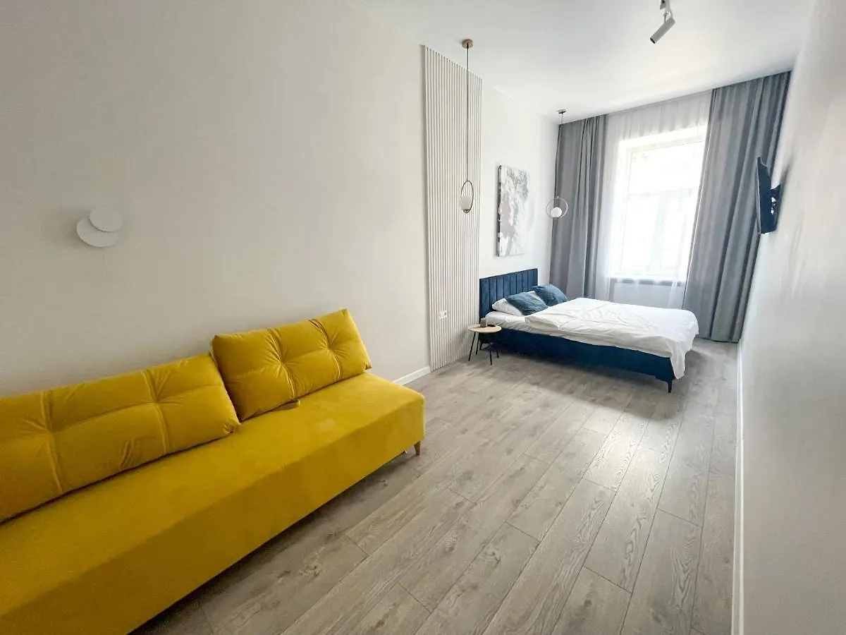Апартаменти По Вул Менцинського 6 Lviv Apartment